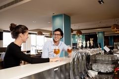 people-coffee-bar-beer01